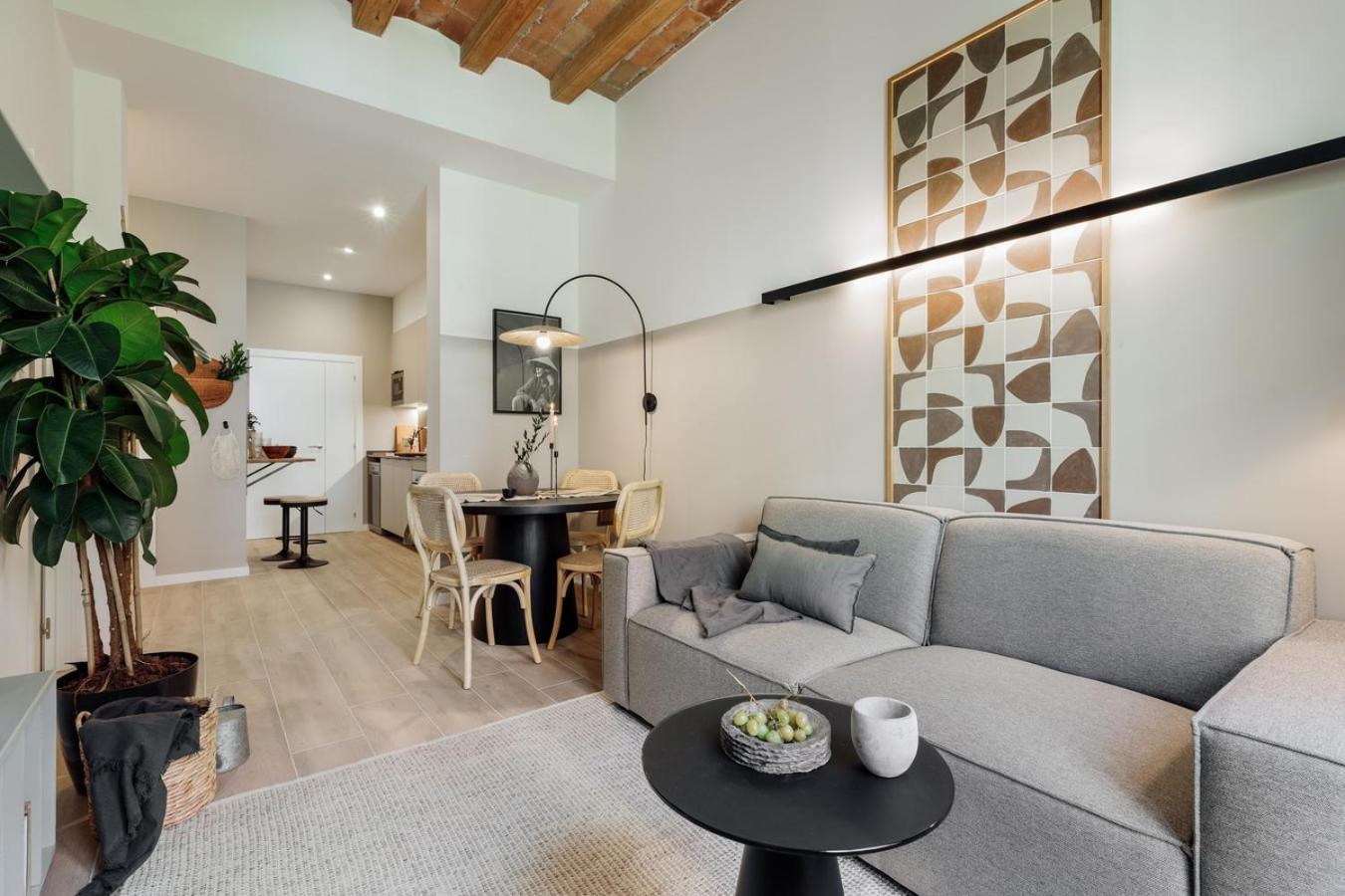 Castell - 2 Bedrooms And Balcony In Sant Antoni Apartamento